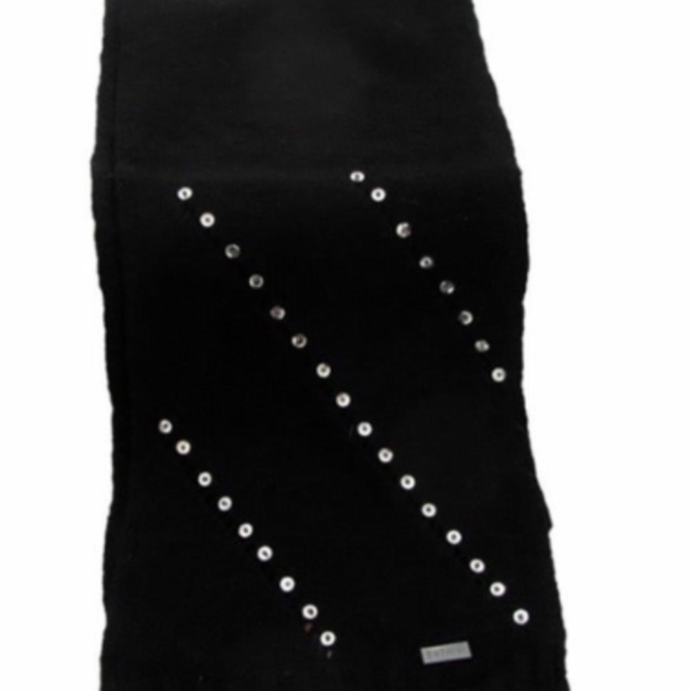 Betmar Madison Luxe Warm Winter Knit Scarf Black With Sequins - NWT - Picture 5 of 8